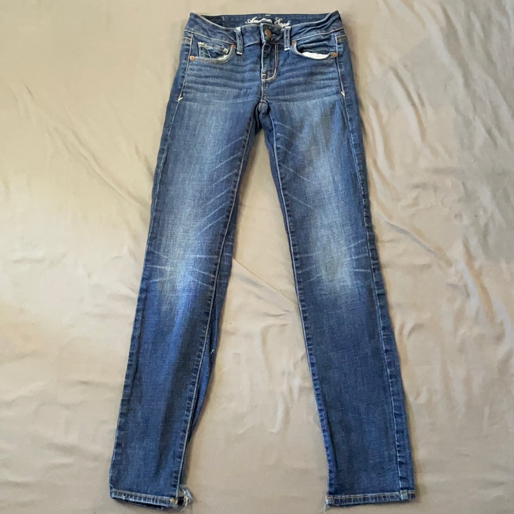 Clearance $7 American Eagle size 0 skinny stretch jeans